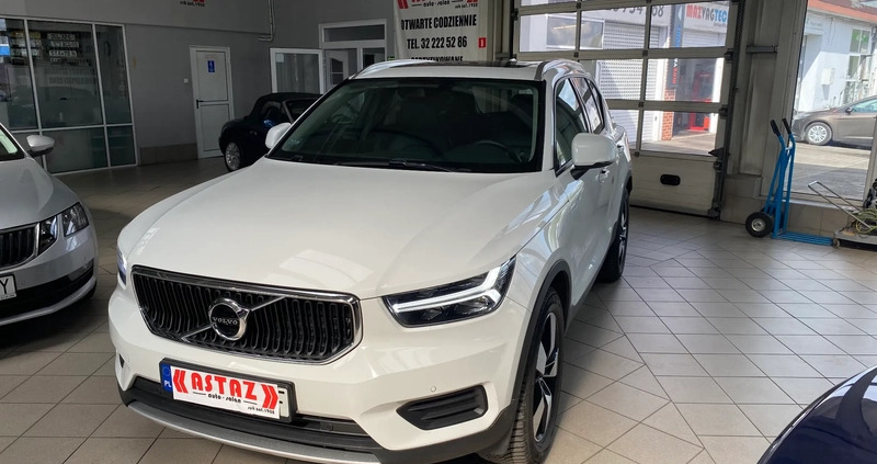 Volvo XC 40 cena 114900 przebieg: 67000, rok produkcji 2018 z Mikstat małe 301